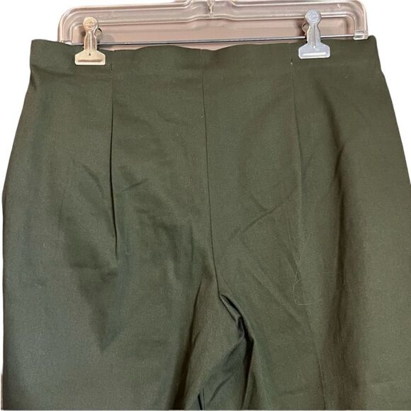 3 for $30!  Cleo petites green cropped pants - Picture 6 of 11